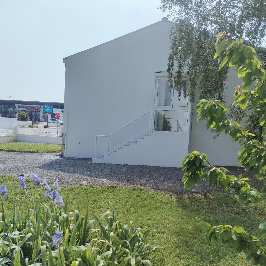 Charmante Maison Entre Mer Et Campagne La Jarrie Екстериор снимка